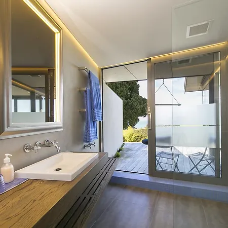 Waiheke Luxury Blue And Green Rooms Ostend Exterior photo